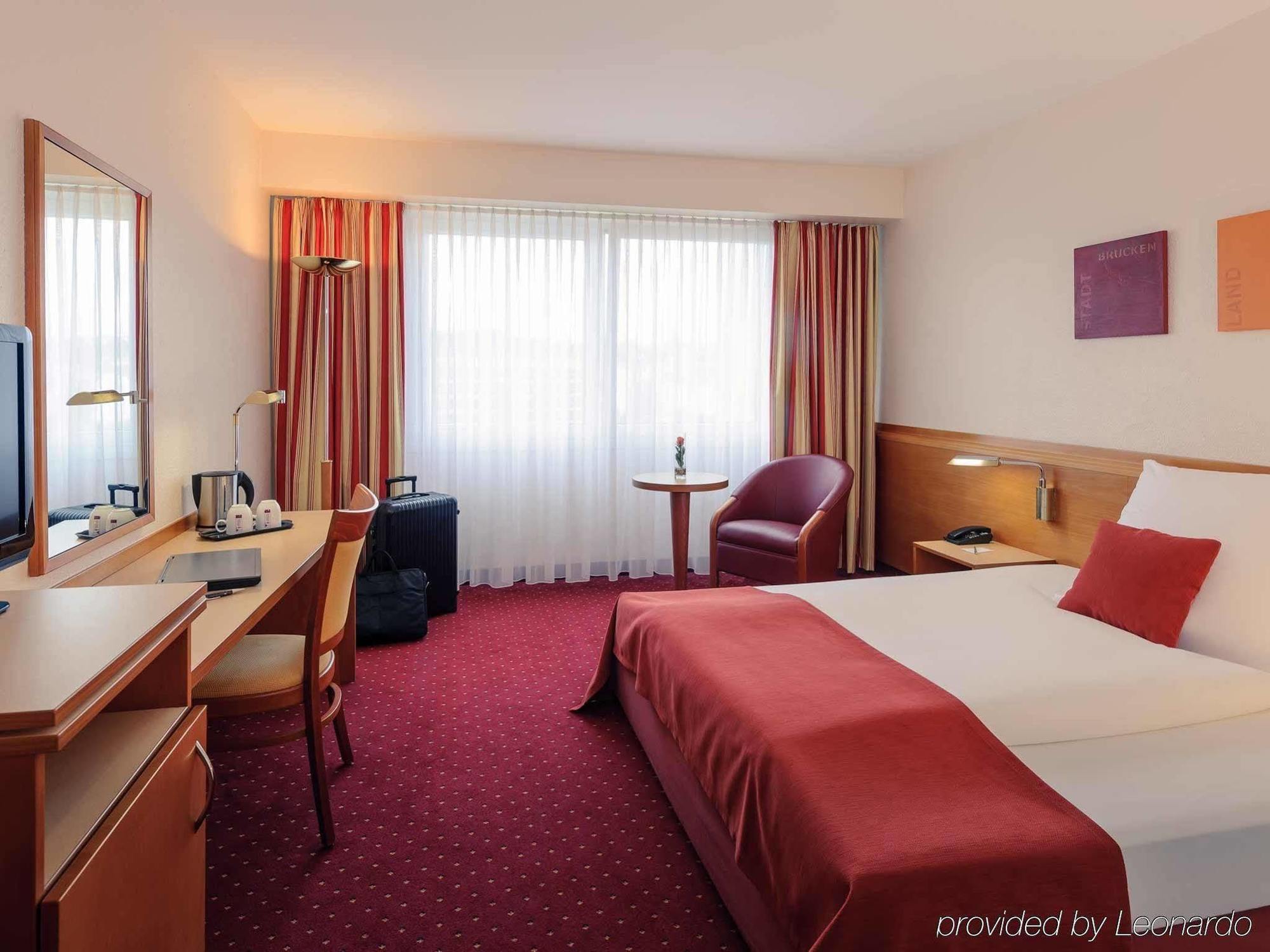 Mercure Hotel Saarbruecken City Екстериор снимка